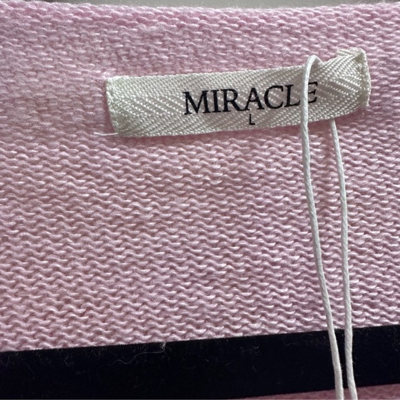 Miracle “VACAY” Pink Oversized Knit Sweater – Rainbow Letters (Size L) - Picture 2 of 2